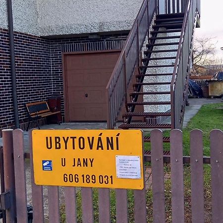 Ubytovani U Jany Hluboka nad Vltavou Luaran gambar